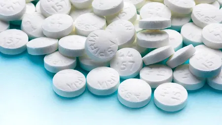 Aspirina: O armă puternică împotriva cancerului colorectal la persoanele cu stil de viață nesănătos