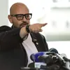 Piedone l-a reclamat penal pe Dominic Fritz și cere verificarea retragerii cetățeniei