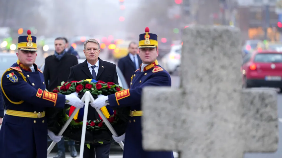 Preşedintele Klaus Iohannis a depus o coroană de flori în memoria victimelor Revoluţiei din 1989