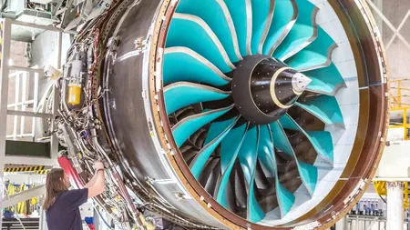 Rolls-Royce a testat UltrFan, motorul viitorului în aviație