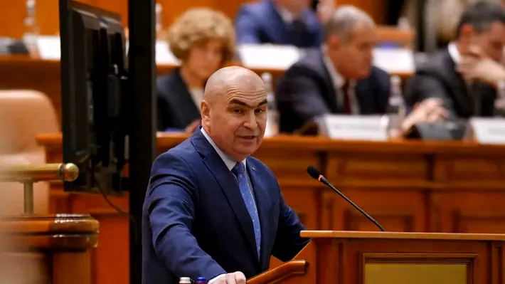 Lukoil rămâne sub monitorizare în România. Premierul Ilie Bolojan: Sunt stocuri suficiente