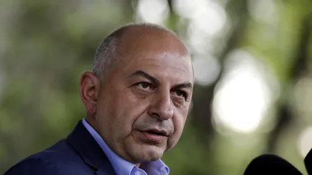 În ce condiții și-a negociat Cîrstoiu plecarea. Speră să revină pe cai mari