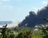 Foc și fum negru la Chițorani: incendiul de vegetație provoacă poluare masivă lângă zona industrială Lukoil