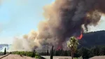Peste 600 de pompieri se luptă cu incendiile de vegetație din Franța. Flăcările au cuprins Var și Corsica