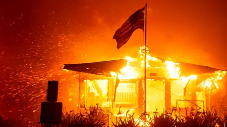 Los Angeles, crematoriul averii unor vedete (Video)