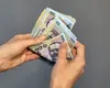 Creşte valoarea indemnizaţiilor pentru românii cu venituri mici. Categoriile vizate