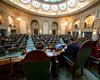 Parlamentarii se întâlnesc astăzi să-şi sancţioneze colegii care chiulesc