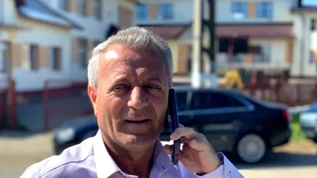 Cumătrul șefului AEP, Adrian Țuțuianu, edilul PSD de la Dragomirești-Dâmbovița, „toacă” peste 350.000 de euro pentru un loc de joacă și o parcare la ... minifotbal