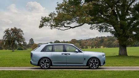 Rolls-Royce a prezentat un model de automobil inspirat de un câmp de margarete din Munţii Tatra