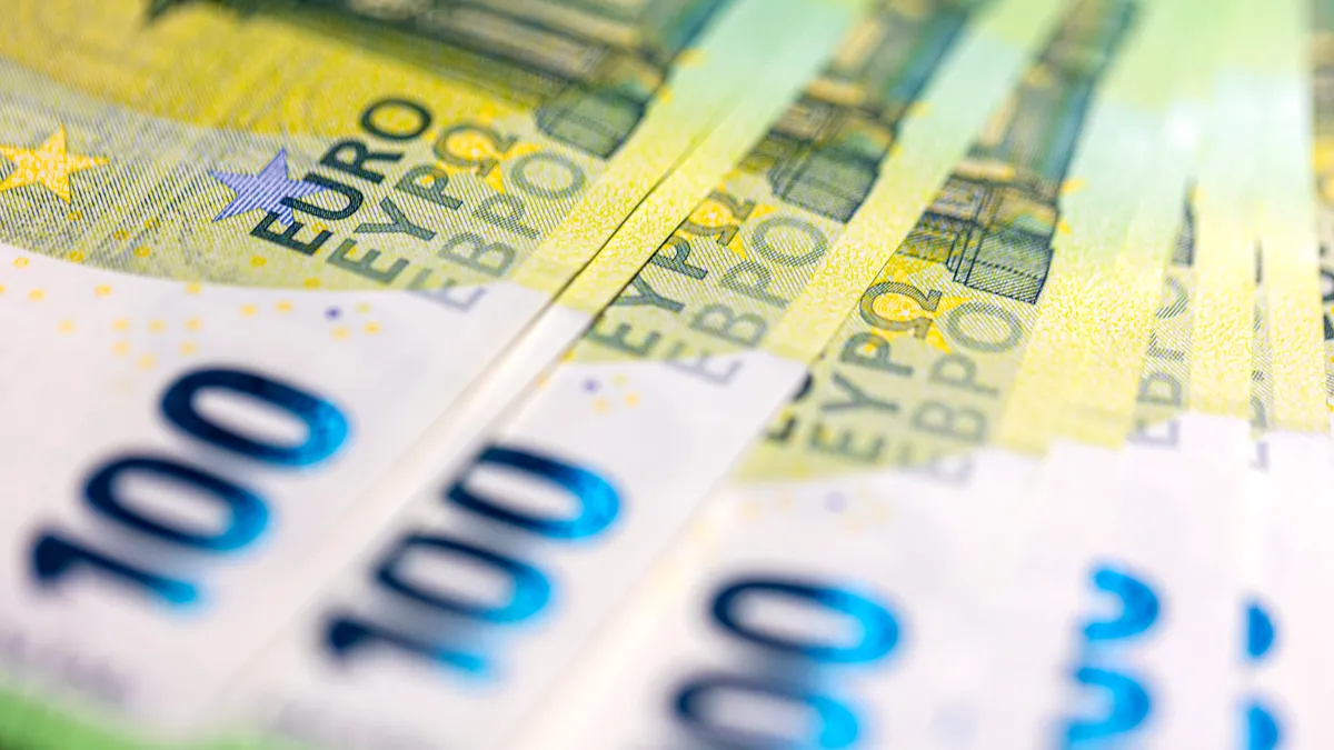 România are o nouă milionară. Marea câștigătoare la Loto 6/49 și-a ridicat banii