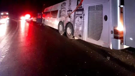 Accident grav la Suceava între un autoturism și un autocar plin cu 60 de persoane