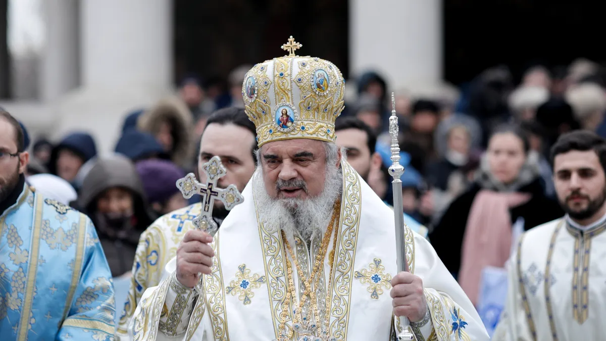 Patriarhul Daniel, în predica de Înviere: Hristos este totdeauna prezent în Biserica Sa