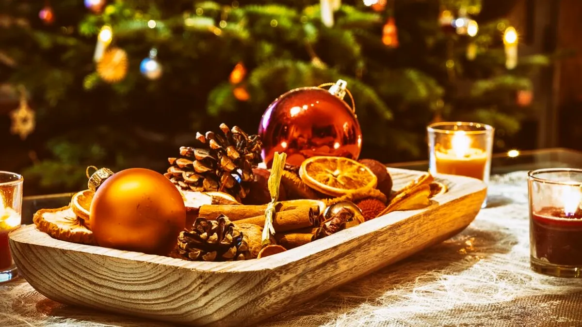 Marea majoritate a românilor petrec Crăciunul cu familia