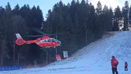 Turistă rănită grav de o sanie, pe pârtia de la Bușteni. A fost dusă cu elicopterul la spital (VIDEO)
