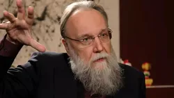 FrikiPedia: Sandilii fără frontiere. Azi – Dughin, filosoful lui Putin