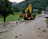 Furia naturii dezlănțuită: drumuri distruse, case avariate și mii de oameni fără curent (VIDEO)