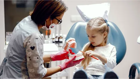 Subfinanțarea lovește sănătatea copiilor: lipsă acută de stomatologi în școli