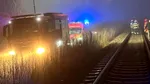 Tren cu 200 de pasageri, blocat pe câmp după un incendiu