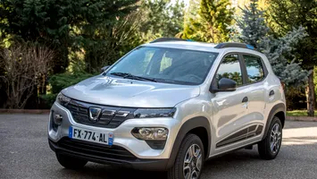 Ce se întâmplă cu prețurile pentru Dacia Spring, după anunțul Comisiei Europene despre majorările de taxe