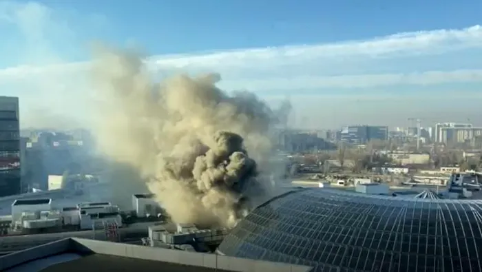 Incendiu puternic la terasa AFI Palace Cotroceni