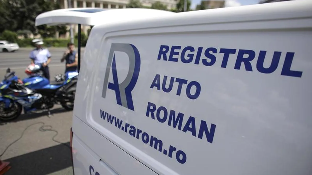 RAR: doar Poliția poate opri autoturisme în trafic și reține taloane