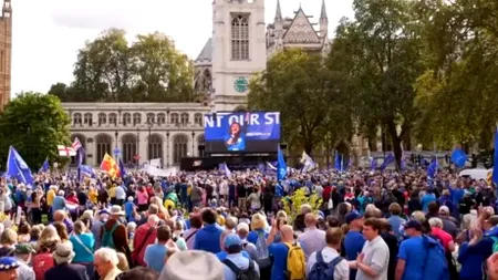 Britanicii regretă Brexitul. ”Un dezastru monumental!”, s-a scandat la Londra