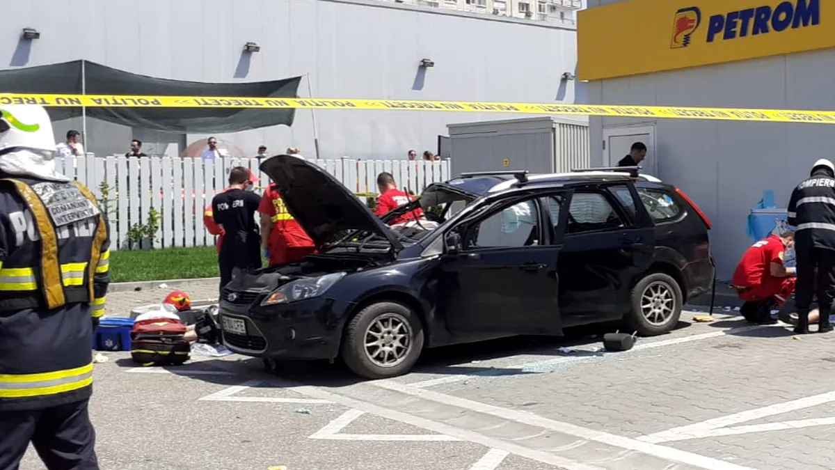 Explozie pe strada Brașov: O mașină în care se aflau doi tineri a sărit în aer / O persoană a murit