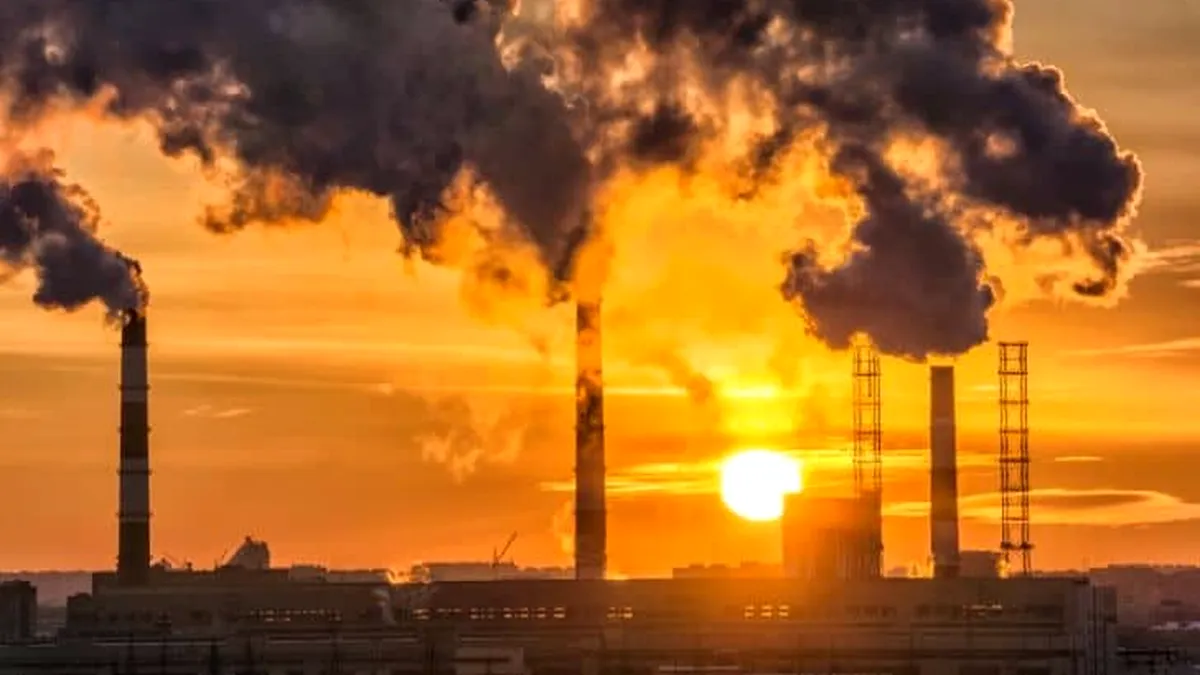 Agenția Europeană de Mediu: Cetățenii Europei inspiră zilnic un nivel inacceptabil de ridicat de poluanţi atmosferici