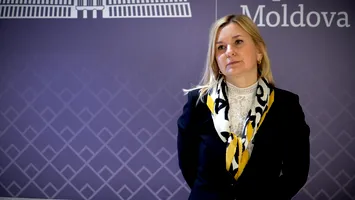 Pe voturile cui se bazeaza moldovenii la alegerile prezidențiale. Ina Coşeru: “Unii nici nu vor să ne asculte”