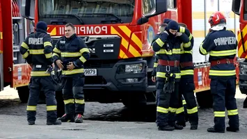 Incendiu la celebrul restaurant „La Cocoșatu” din București: 20 de persoane evacuate
