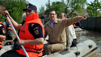 A inundat Ponta România ca să salveze Belgradul? Ce s-a întâmplat cu adevărat în mai 2014