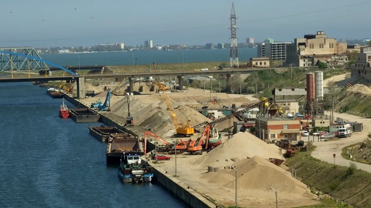 Primul port construit în România după 1989 a fost finalizat. Cât a costat