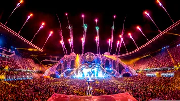 Vara asta, Untold și Neversea aduc un festival de amploare în București! Scapă Arena Națională de datorii?