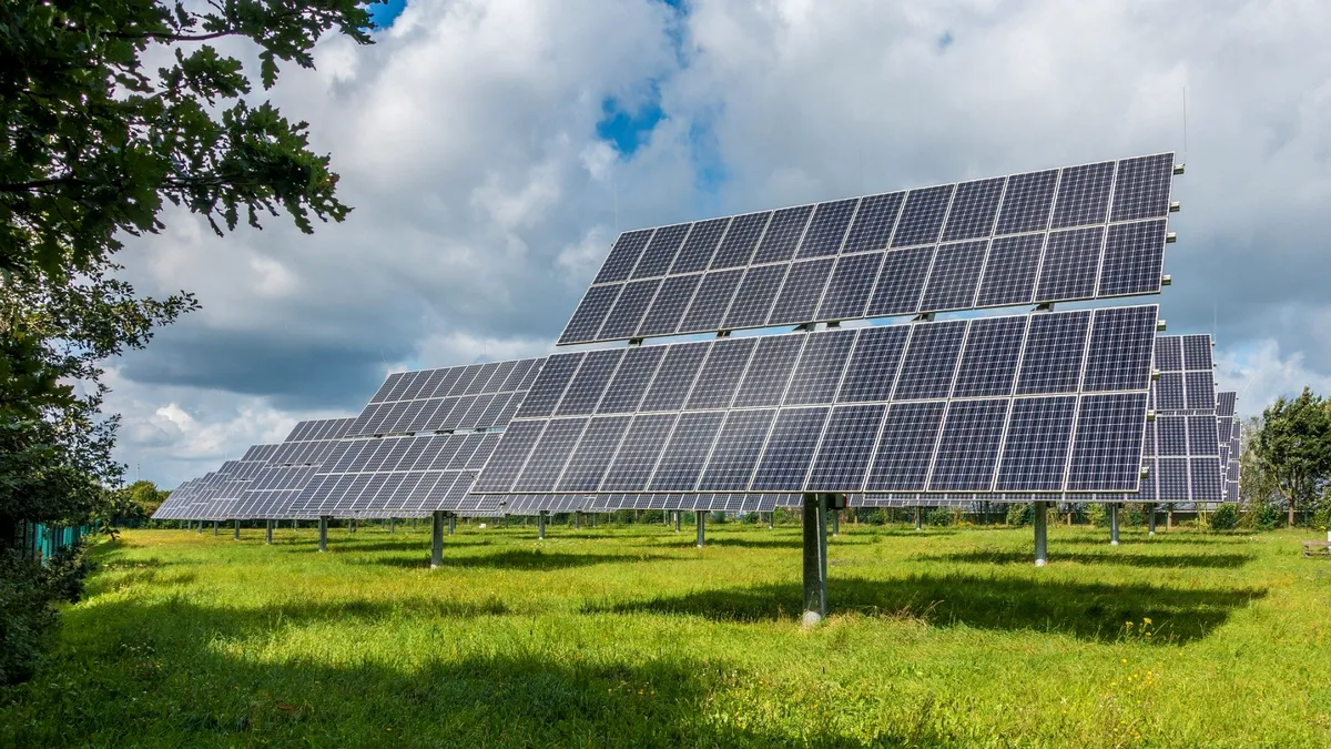 MADR: Se depun proiectele pentru investiții în energie verde. Cine primește bani
