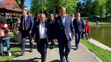 Ciucă îl pune pe Boc în fața unei dileme: Cluj sau Bruxelles?
