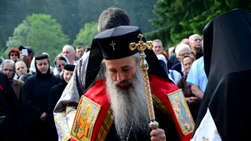 Festivalul Familiei – ediția a V-a: carnavalul oficial al neghiobiei românești