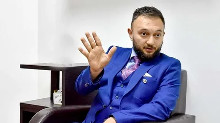 Fost prim-procuror la Parchet, cercetat disciplinar. Anterior a fost suspendat din funcție și trimis la control psihiatric