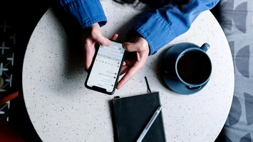 Instagram, acuzată că a sugerat copii prădătorilor sexuali prin algoritmii săi. Dezvăluiri grave din procesul Meta