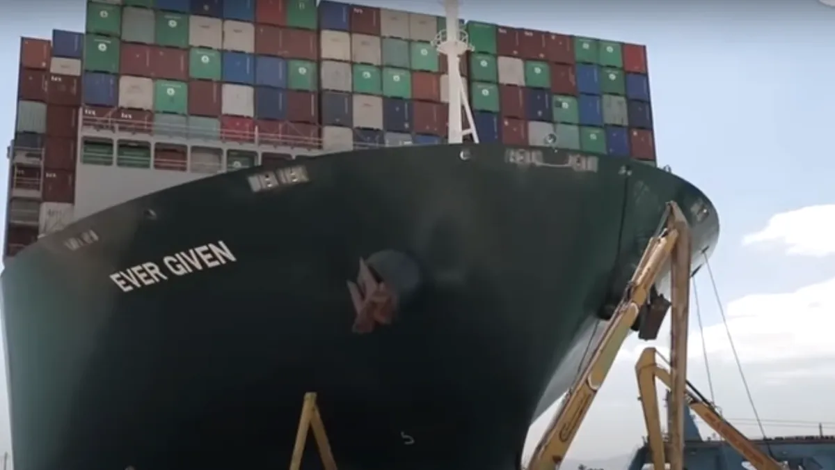Cargobotul care a blocat în Canalul Suez 130.000 de animale vii din România a fost repus pe linia de plutire