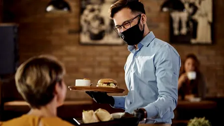 Legea bacșișului: ce neclarități reclamă reprezentanții HoReCa din Brașov