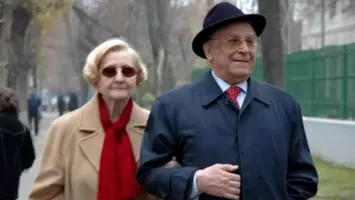 Lucruri necunoscute din viața lui Ion Iliescu. Pasiunea comună a fostului președinte și a soției sale, Nina