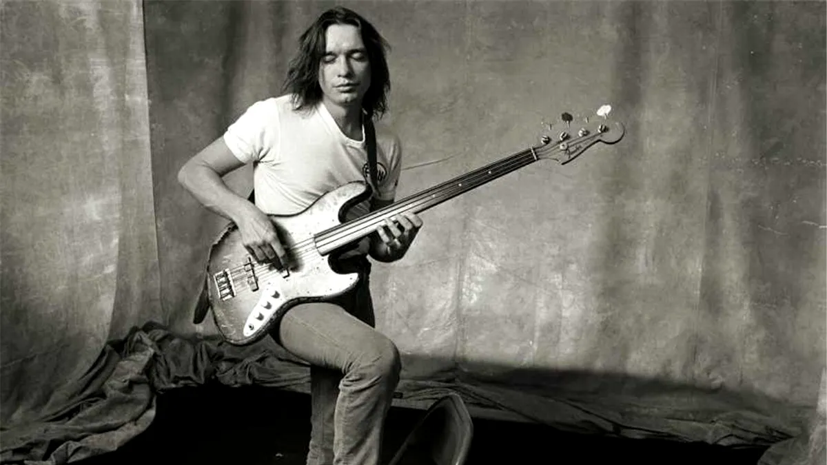 Cutiuța muzicală: Jaco Pastorius – basistul care a reinventat gravitația muzicală