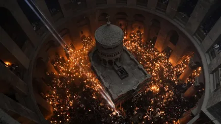Călătoria Sfintei Lumini de la Ierusalim. Ajunge sâmbătă în România