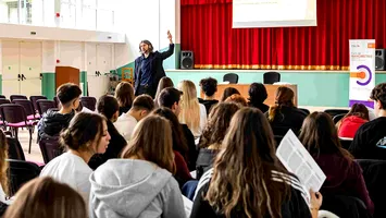 Topul celor mai dure sisteme educaționale din lume. Asia domină, dar și Europa impune standarde de fier