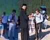Nicușor Dan, în vacanță pe la mănăstirile din Făgăraș, braț la braț cu șeful SPP, Lucian Pahonțu