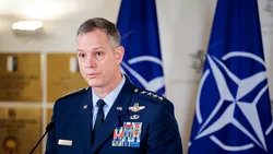 Vizita șefului militar al NATO în România, amânată. Care este explicația oficială a MApN