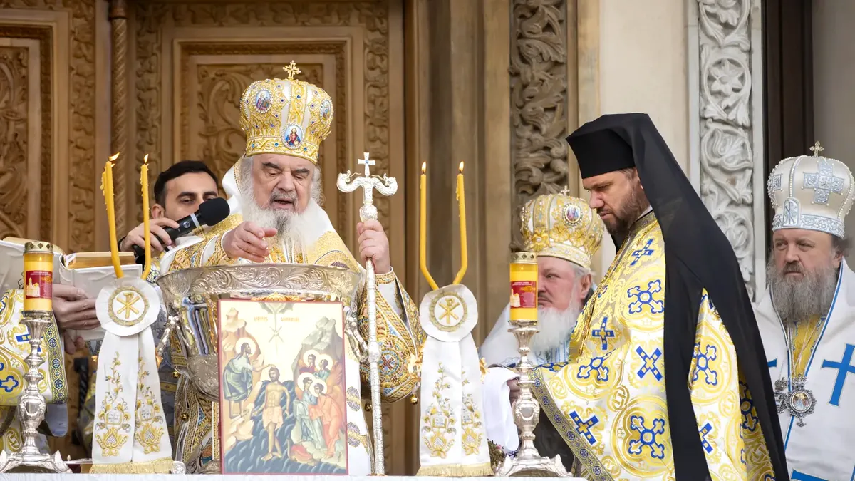 Ce vor primi credincioșii care se duc de Bobotează la Patriarhie