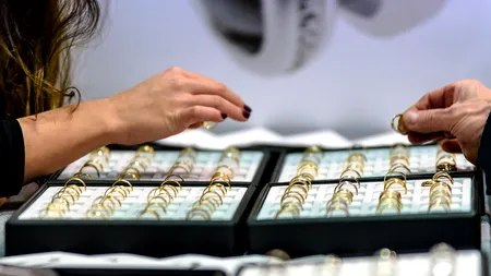 Lanţul de magazine de bijuterii Teilor a vândut la Bursă obligaţiuni de 7,4 milioane lei şi 2,9 milioane euro