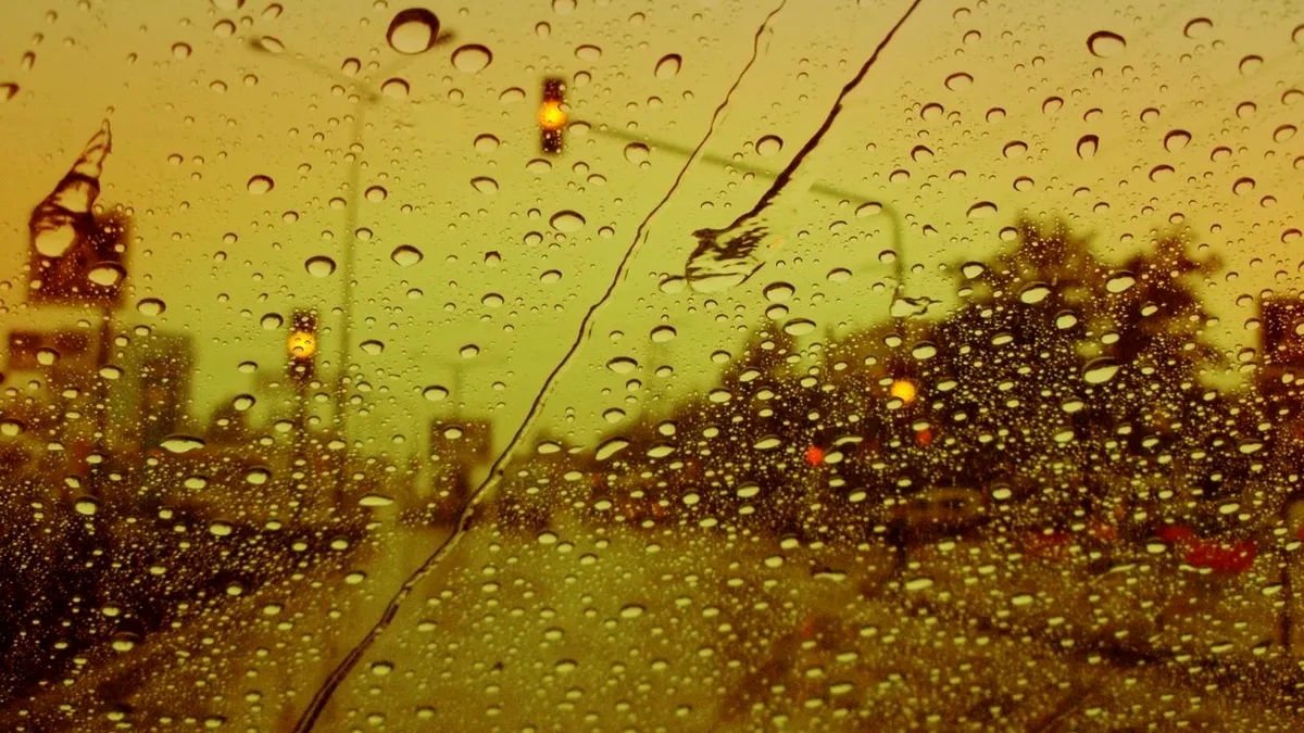 Meteo: Vreme călduroasă şi episoade de instabilitate atmosferică în Bucureşti, în weekend