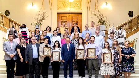 Cei mai buni studenți de la ASE au fost premiați cu icoane